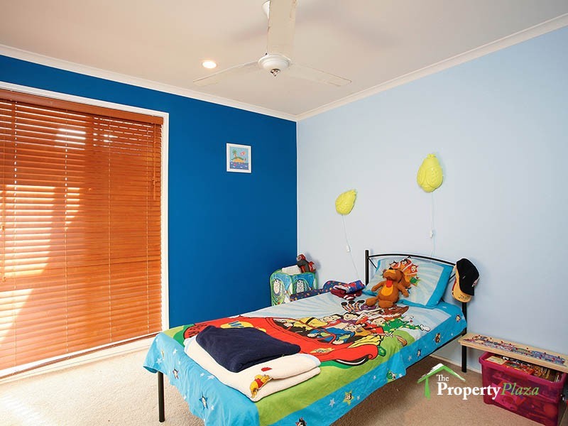 19 Gingko Cr, Regents Park QLD 4118