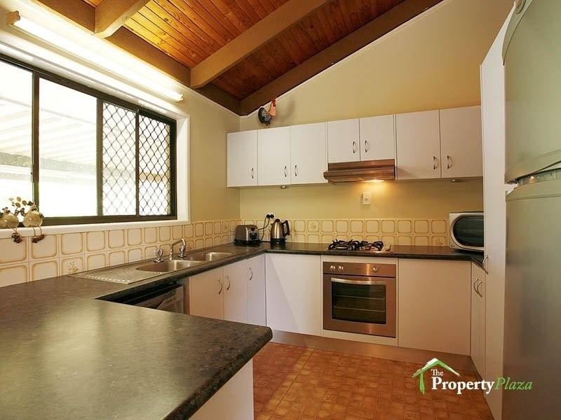 10 Joseph Court, Browns Plains QLD 4118