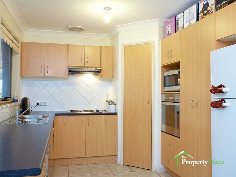 34  Murrumbidgee St, Hillcrest QLD 4118