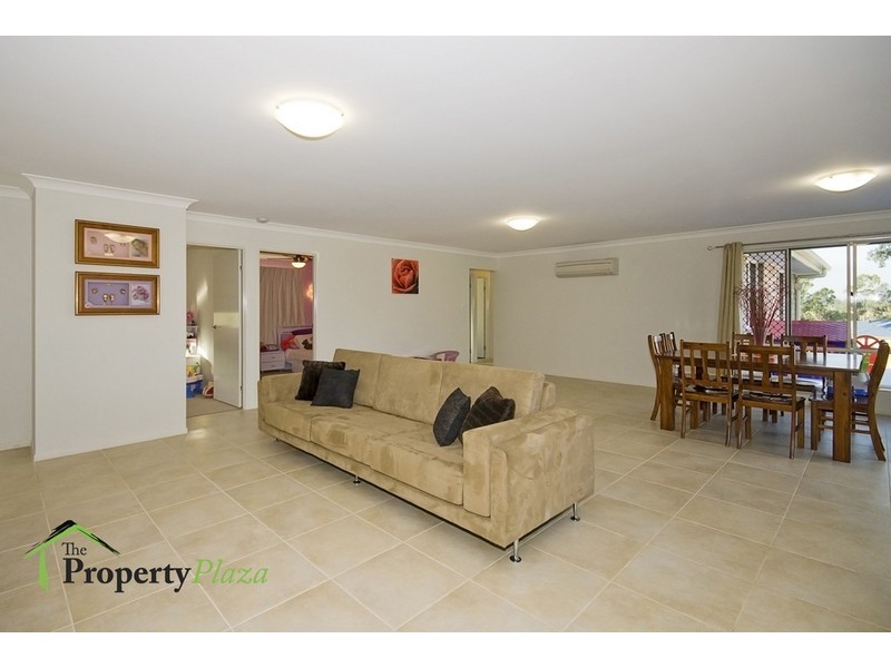 25 Cassowary Place, Jimboomba QLD 4280