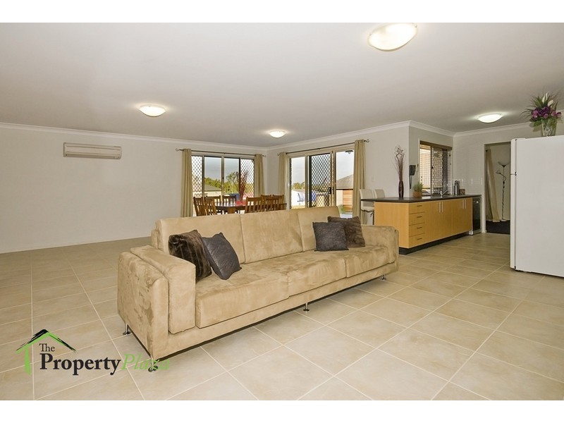 25 Cassowary Place, Jimboomba QLD 4280