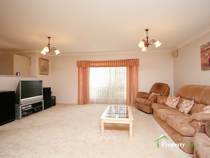 29 cianthus st, Regents Park QLD 4118
