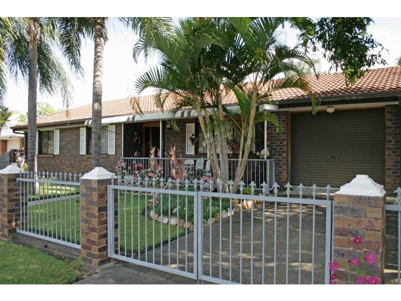 26 Sweetgum Street, Hillcrest QLD 4118