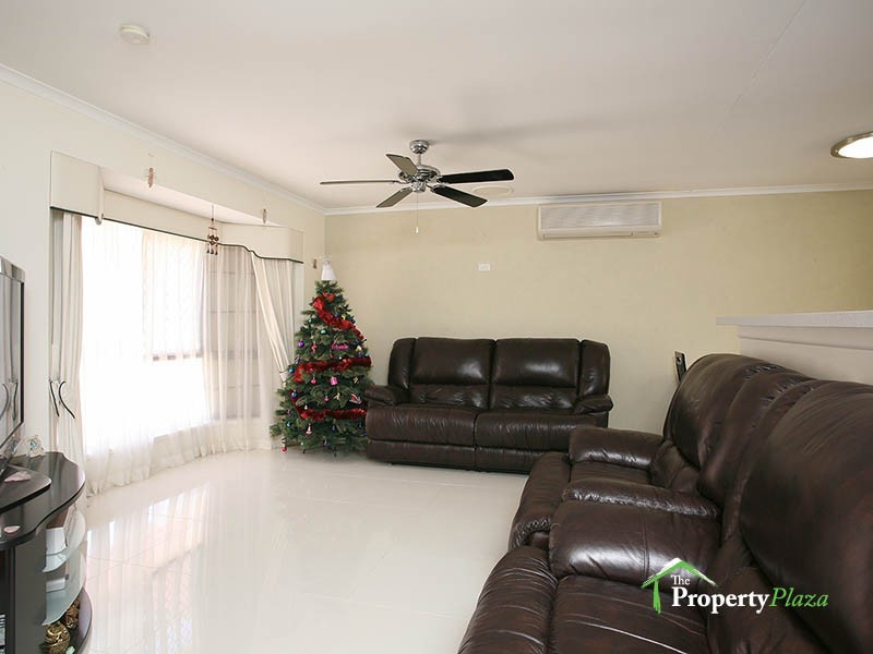 Regents Park QLD 4118