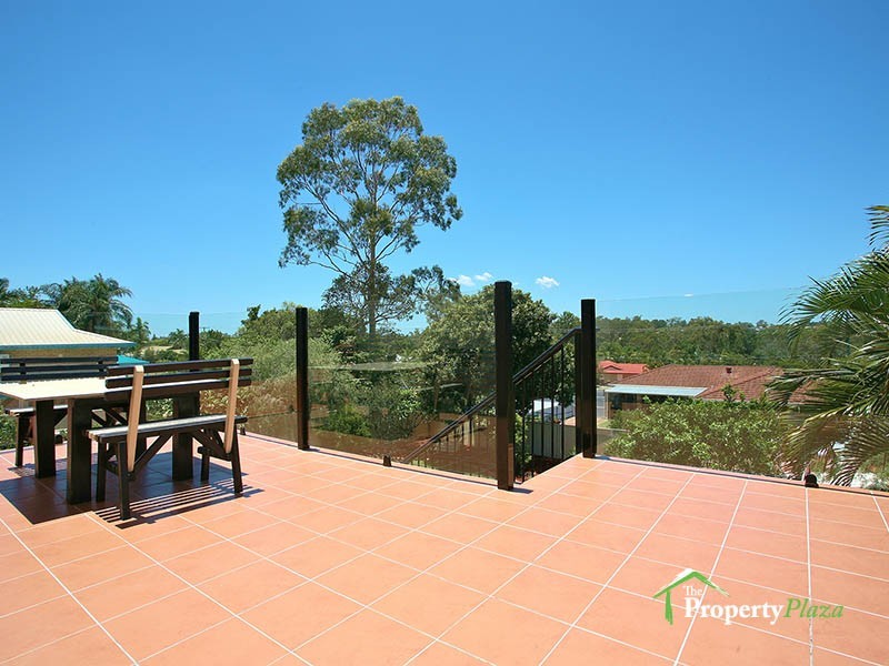Regents Park QLD 4118