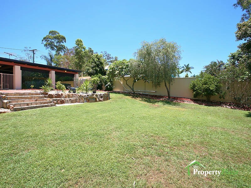 Regents Park QLD 4118