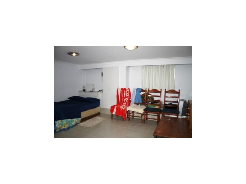 72 Ashton St, Kingston QLD 4114