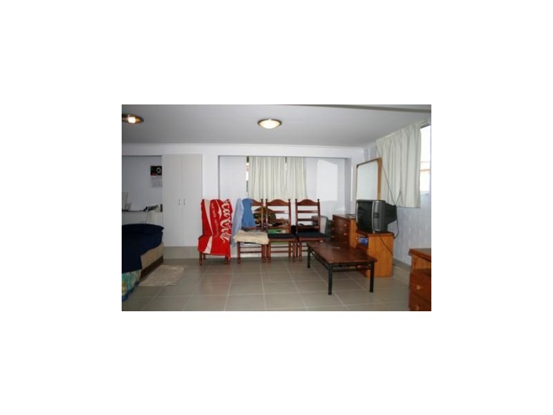 72 Ashton St, Kingston QLD 4114