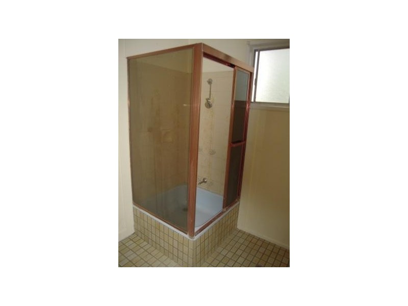 72 Ashton St, Kingston QLD 4114