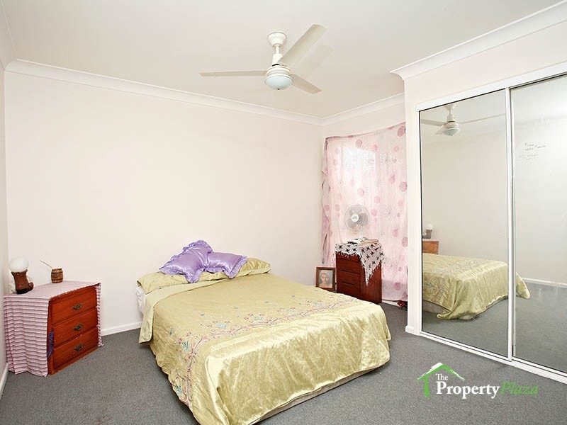 35 Wilton Cr, Boronia Heights QLD 4124