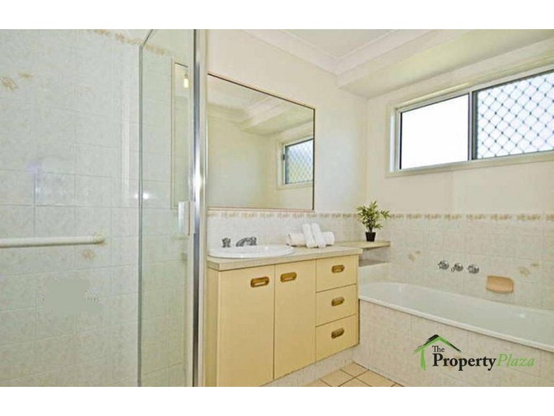 Crestmead QLD 4132
