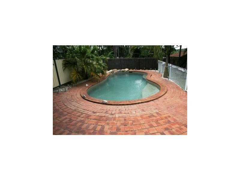 Regents Park QLD 4118