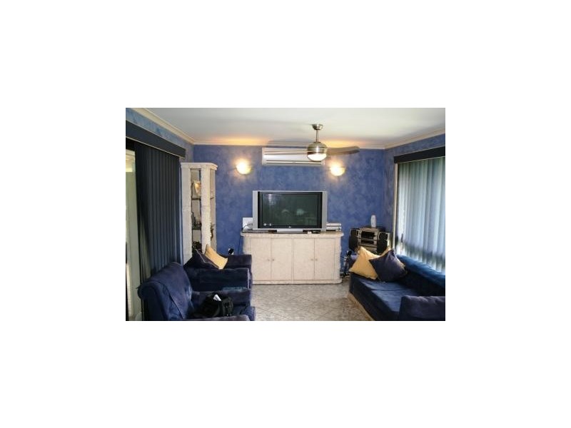 Regents Park QLD 4118