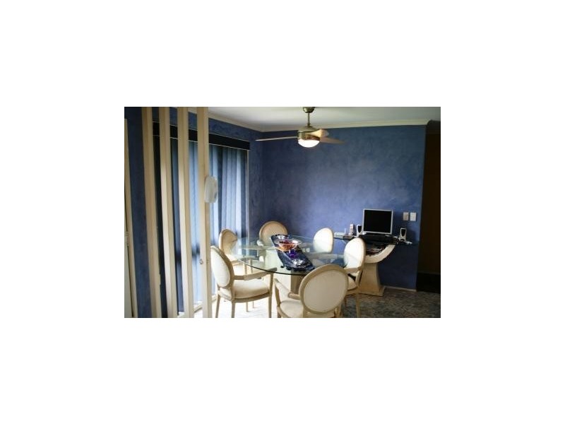 Regents Park QLD 4118