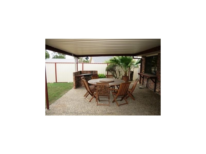 Regents Park QLD 4118