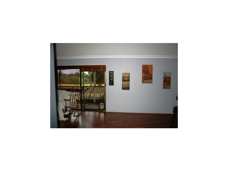 Regents Park QLD 4118