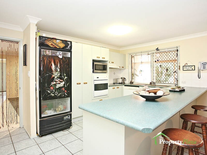 20 Benjamina Cct, Regents Park QLD 4118