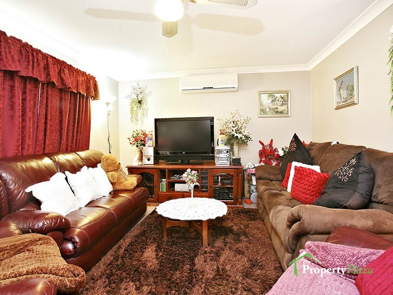 Crestmead QLD 4132