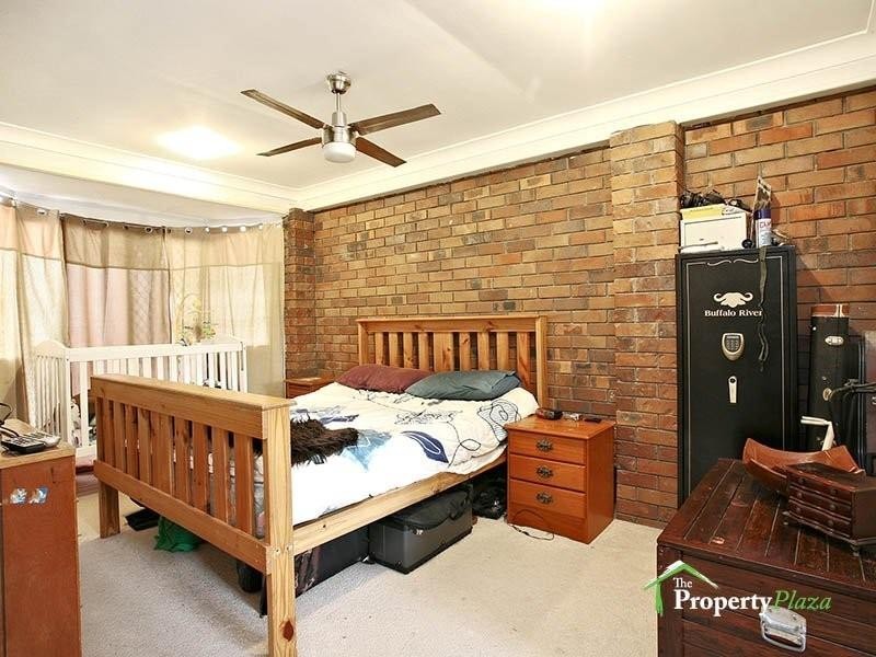 Regents Park QLD 4118