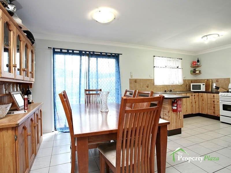 Regents Park QLD 4118