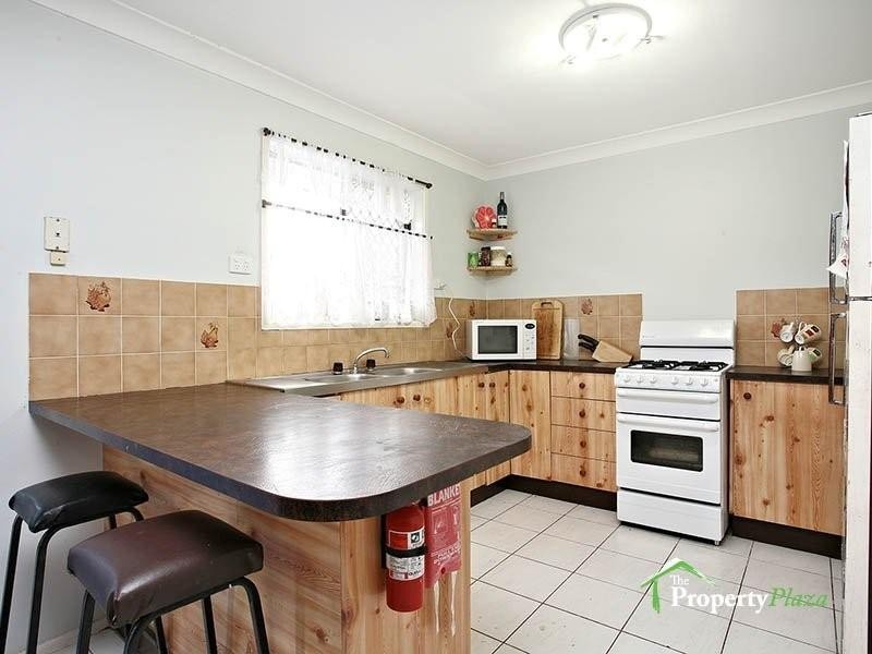 Regents Park QLD 4118