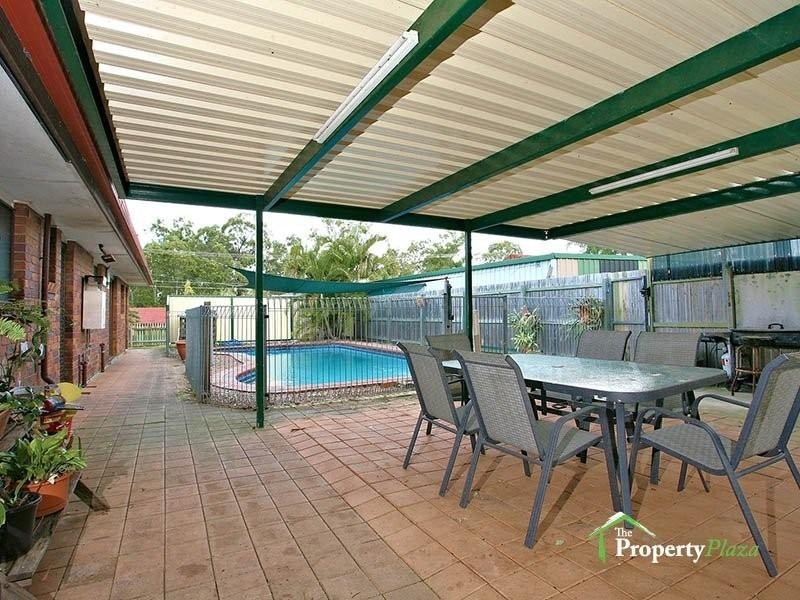 Regents Park QLD 4118