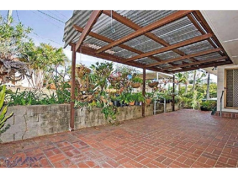 39 Oatland Place, Holland Park West QLD 4121