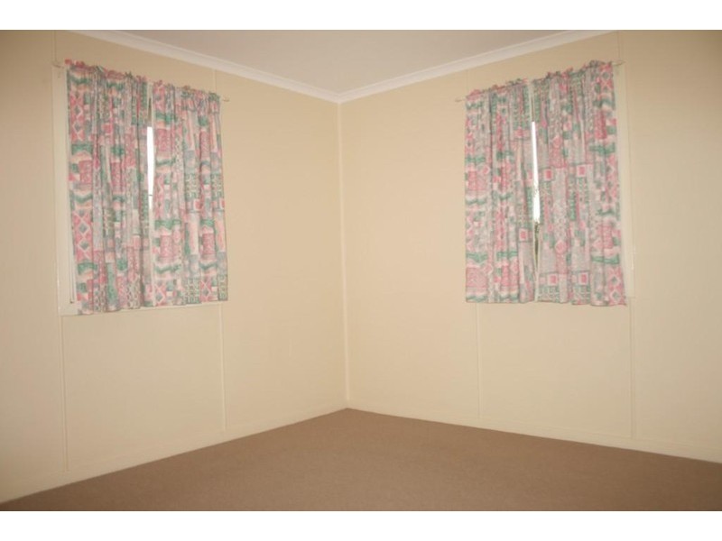 39 Oatland Place, Holland Park West QLD 4121