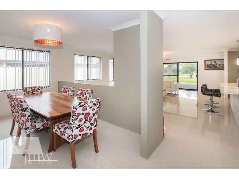 6 Pinehurst Crescent, Dunsborough WA 6281