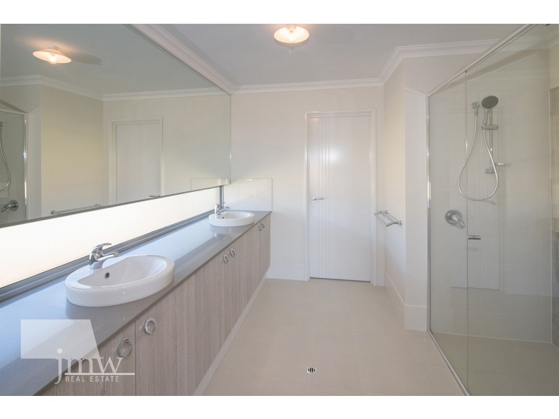 32 Pinehurst Crescent, Dunsborough WA 6281