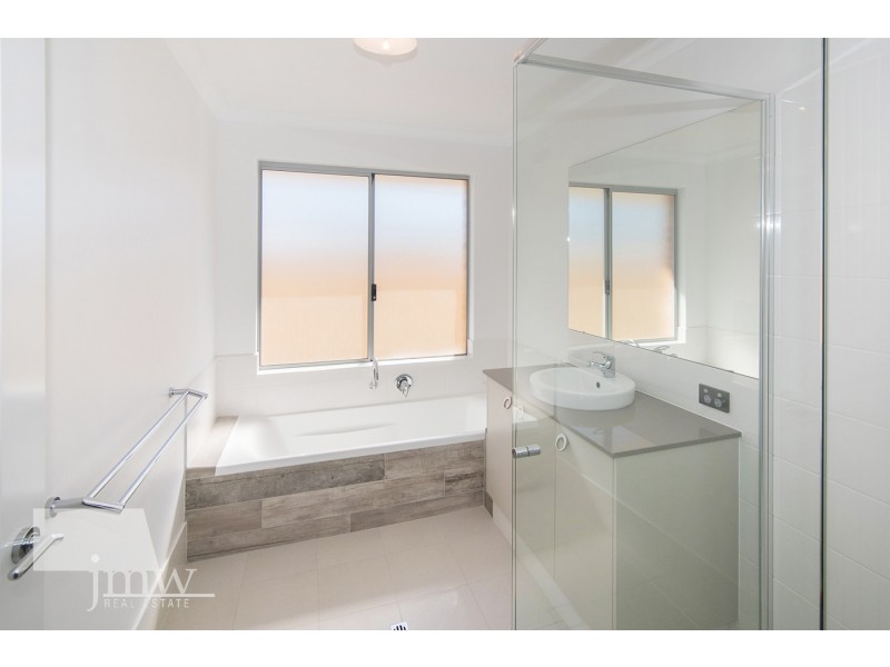 32 Pinehurst Crescent, Dunsborough WA 6281