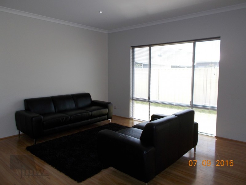 27 Wentworth Loop, Dunsborough WA 6281