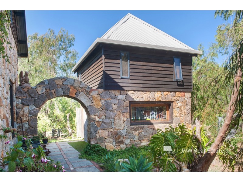 11 Seahawk Rest, Gracetown WA 6284