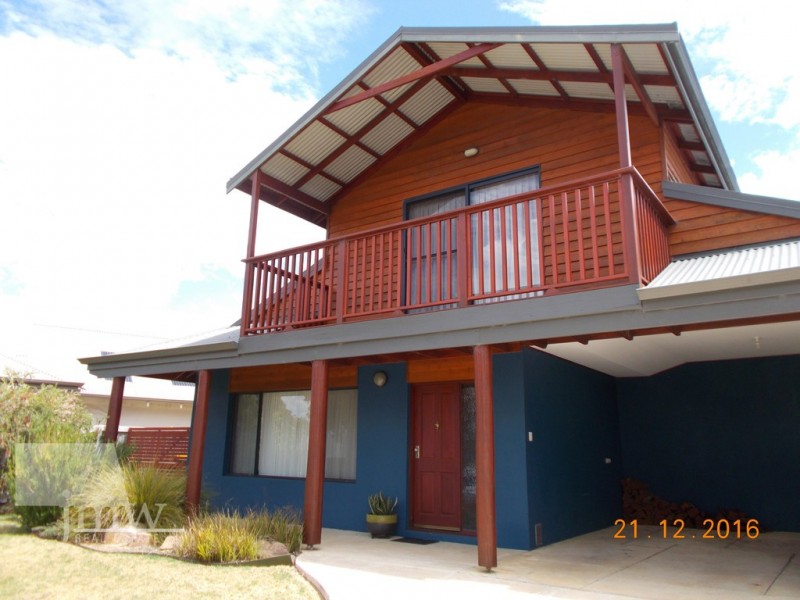 3 The Avenue, Margaret River WA 6285