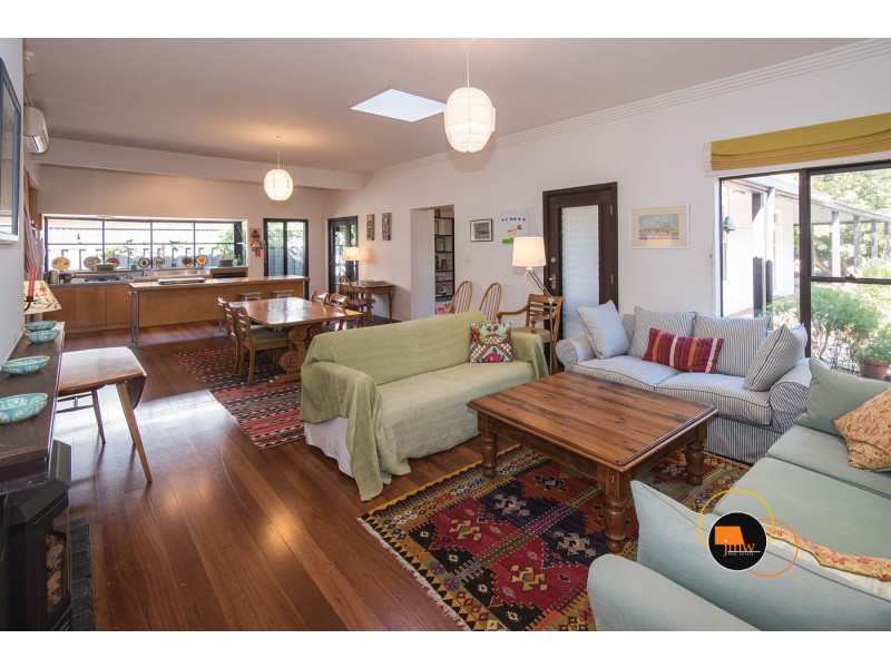 8 Newberry Road, Dunsborough WA 6281