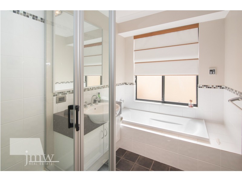 68 Monclair Circuit, Dunsborough WA 6281