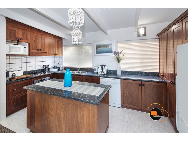 15 Walton Way, Gracetown WA 6284