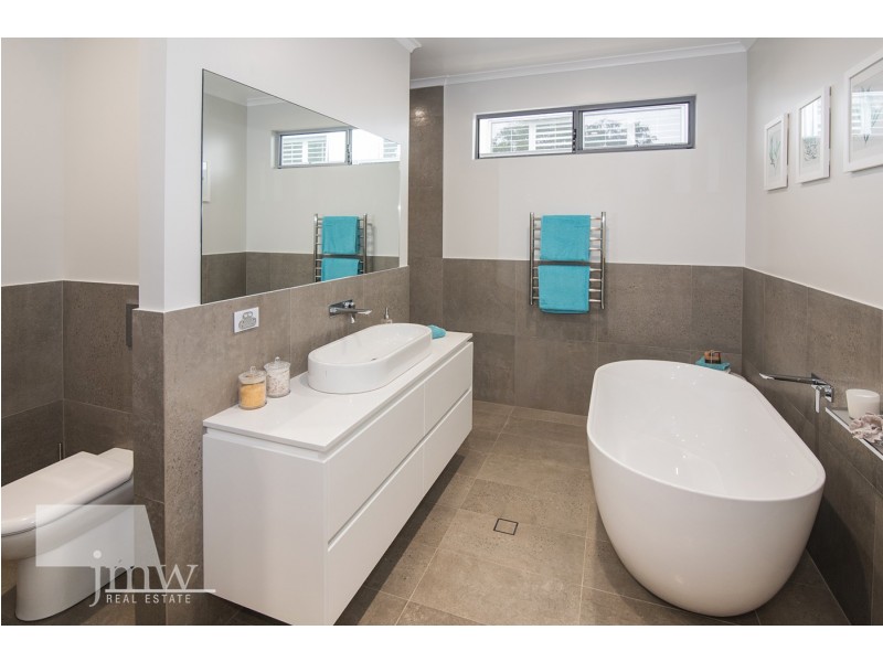 4 / 300 Geographe Bay Road, Quindalup WA 6281