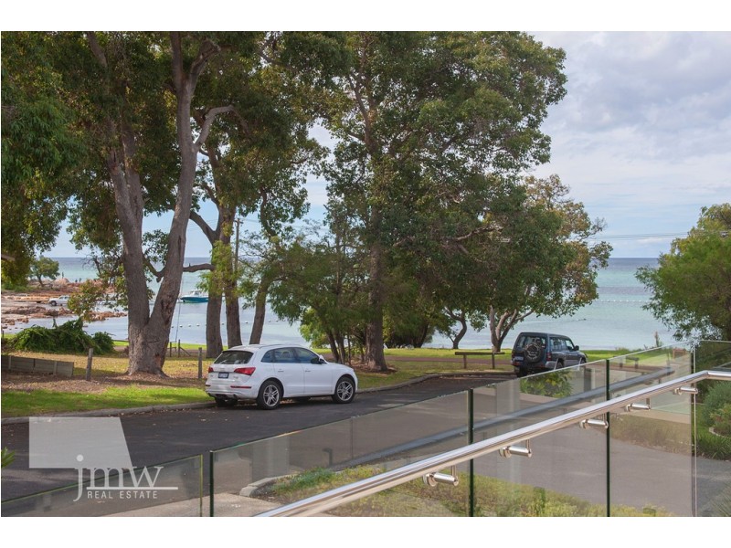 1/11 North Street, Dunsborough WA 6281