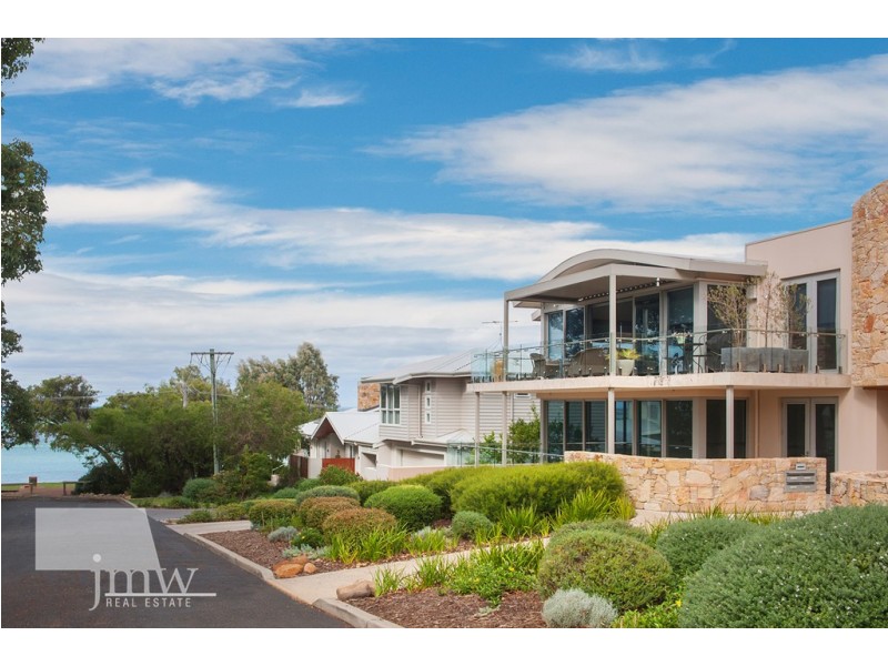 1/11 North Street, Dunsborough WA 6281