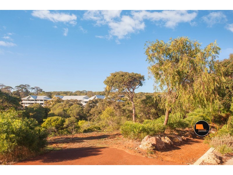 Unit 11 / 26 Yallingup Beach Road (Caves Ridge), Yallingup WA 6282