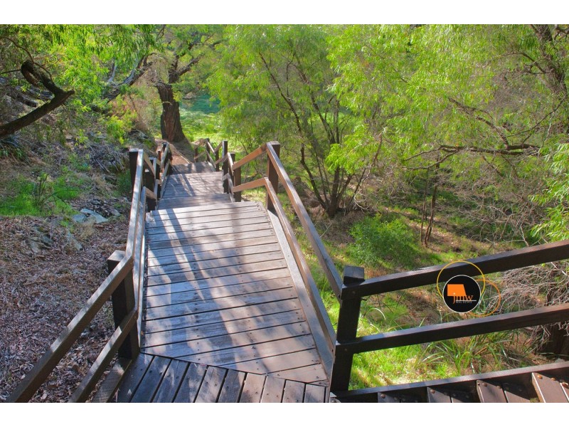 Unit 11 / 26 Yallingup Beach Road (Caves Ridge), Yallingup WA 6282