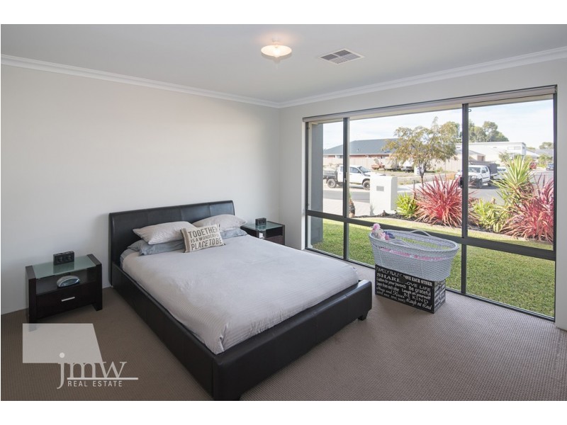 30 Ballard Loop, Dunsborough WA 6281