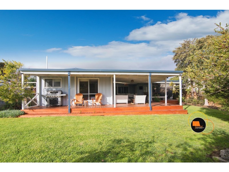 22 Bayview Drive, Gracetown WA 6284