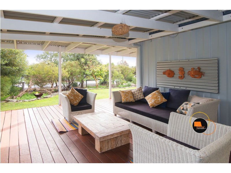 22 Bayview Drive, Gracetown WA 6284