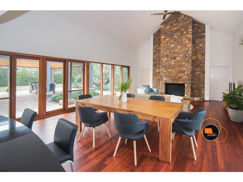4 Lenamont Court, Dunsborough WA 6281