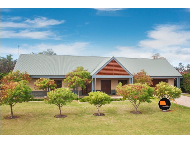 4 Lenamont Court, Dunsborough WA 6281