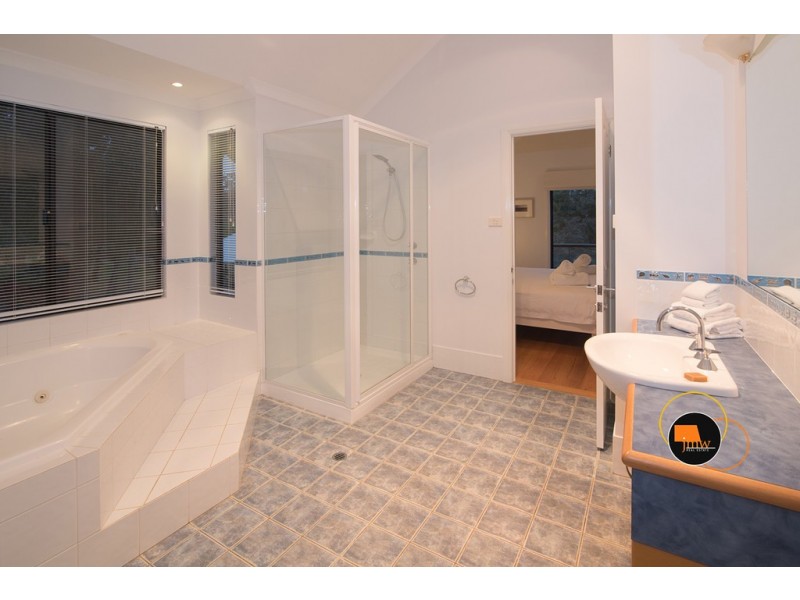 10 Burwood Lane, Yallingup Siding WA 6282