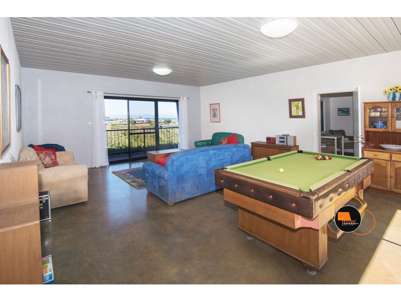 8 Lesueur Place, Gnarabup WA 6285