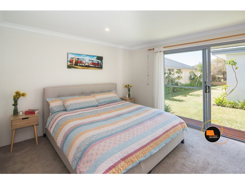 15 Aldercress Approach, Dunsborough WA 6281